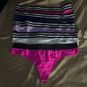 New Balance Women's Colorful Thong Set